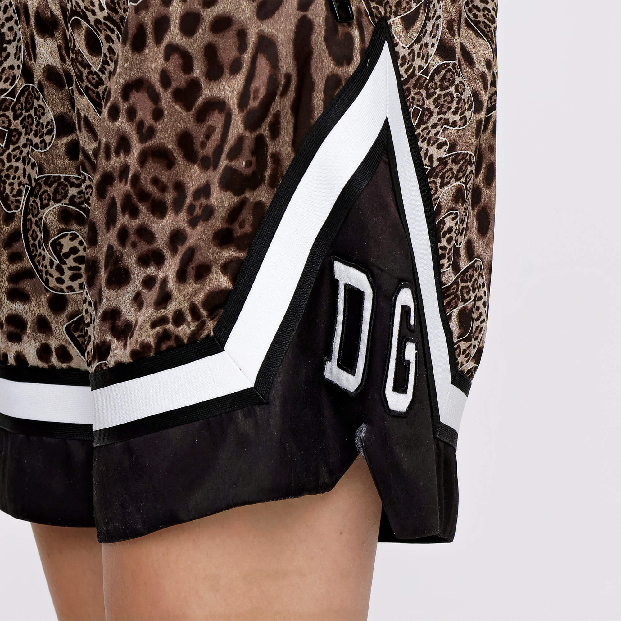 Dolce&Gabbana - Leopard Print Silk Satin Short